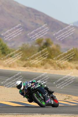 media/Mar-21-2025-CVMA Friday Practice (Fri) [[30cd4fe323]]/3-Racer 2/Session 4 (Turn 10)/